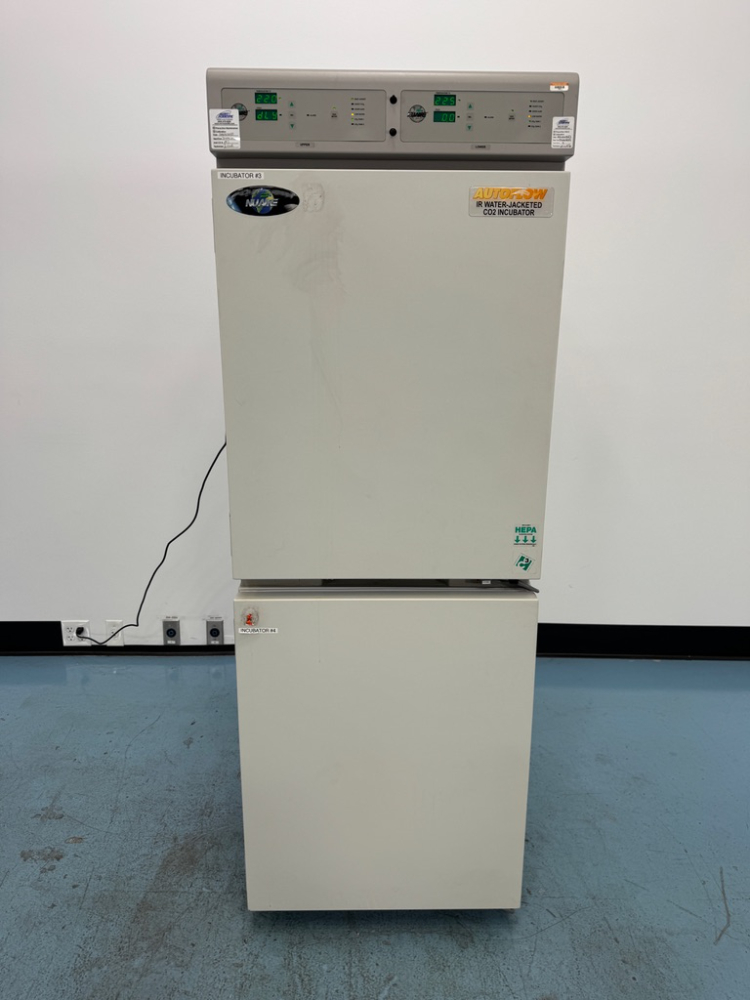 Image of Nuaire Autoflow IR Water-Jacketed CO2 Incubator